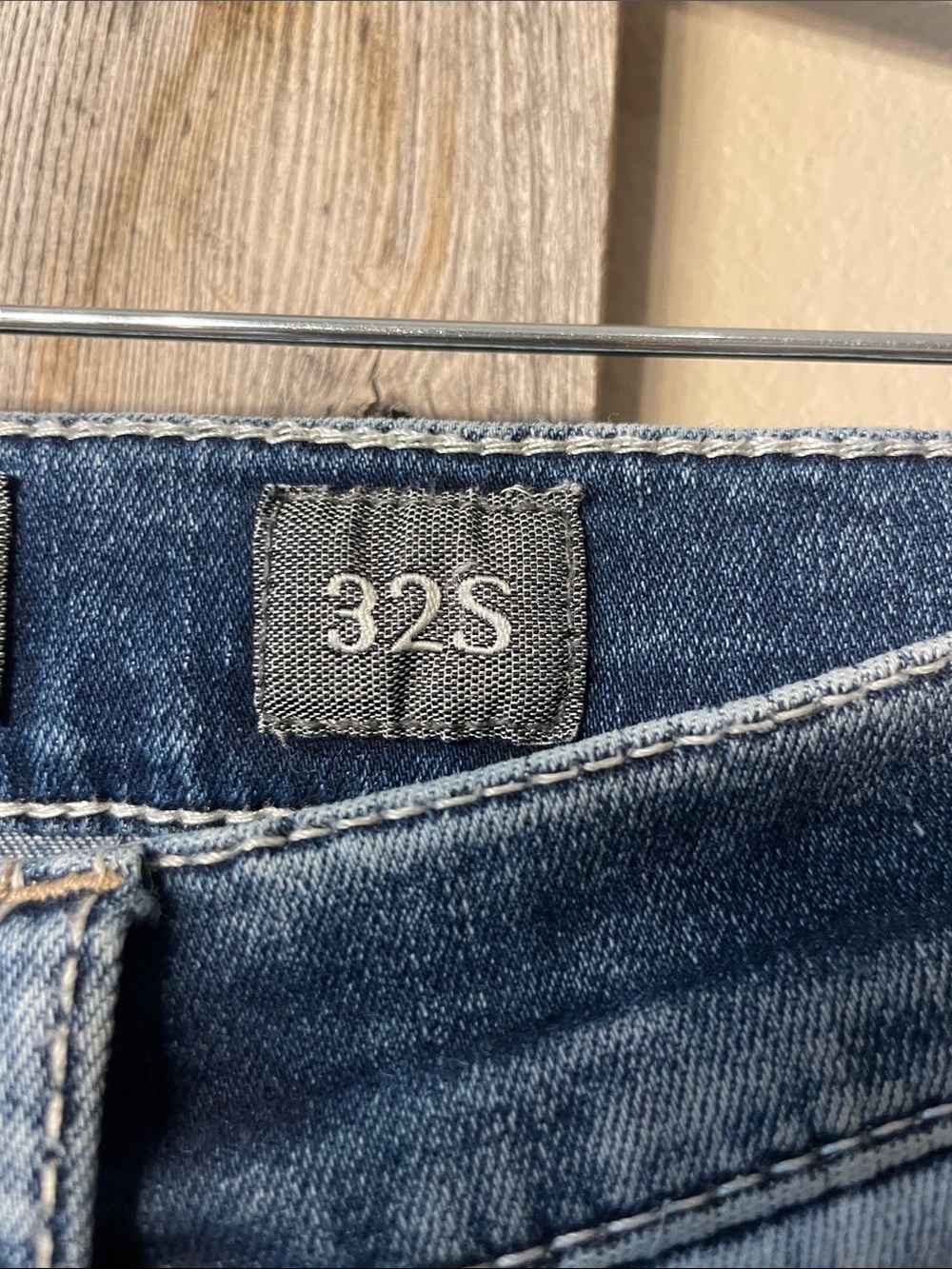 NWOT BKE Men's Faded Blue Straight Jeans 32x30 - Picture 4 of 7